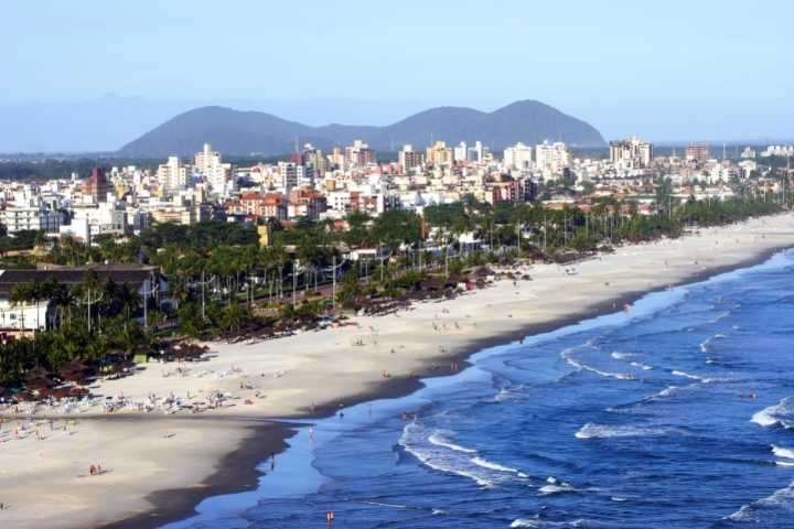 Praia das Pitangueiras guarujá